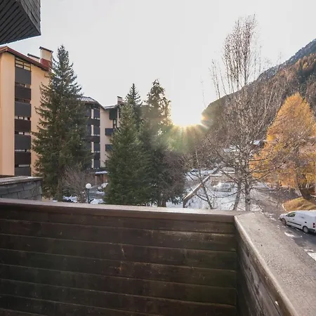 Sainte-foy-l'argentiere Sleeps 4 Apartament