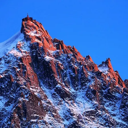 Sainte-foy-l'argentiere Sleeps 4 * Chamonix