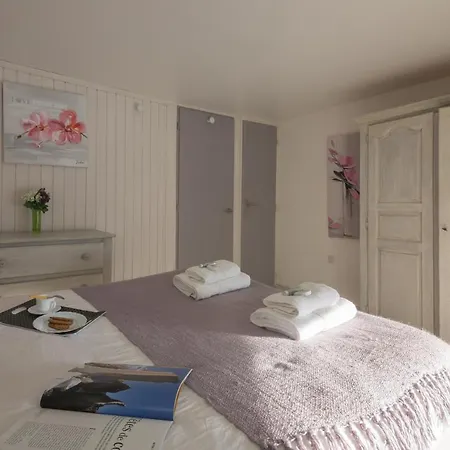 Sainte-foy-l'argentiere Sleeps 4 * Chamonix